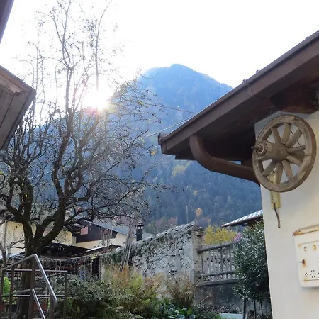 Holiday home Casa Del Nonno Ceppo Morelli